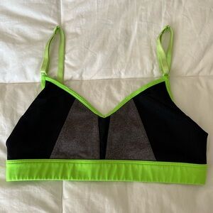 Alo Yoga Sports Bra